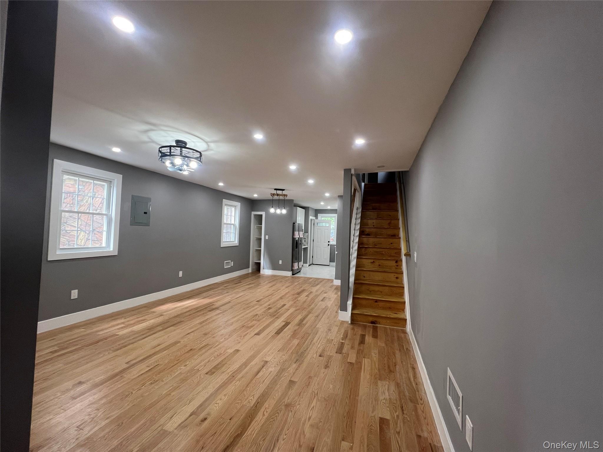 Single Family 109th Avenue Queens, NY 11433, MLS-1055059-10