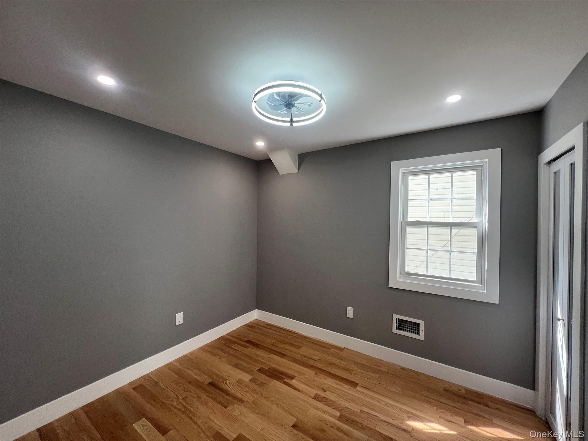 Single Family 109th Avenue Queens, NY 11433, MLS-1055059-19