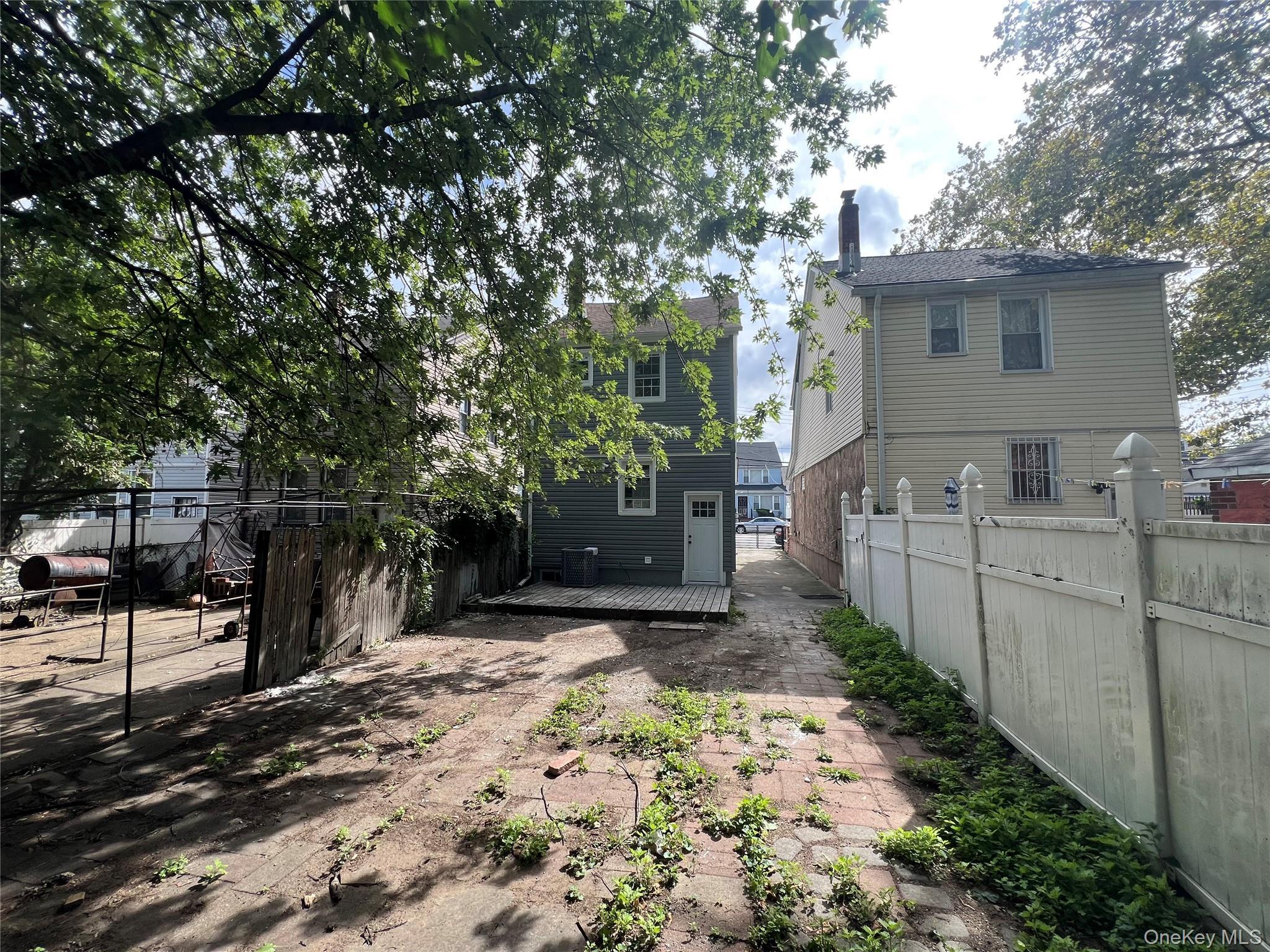 Single Family 109th Avenue Queens, NY 11433, MLS-1055059-23