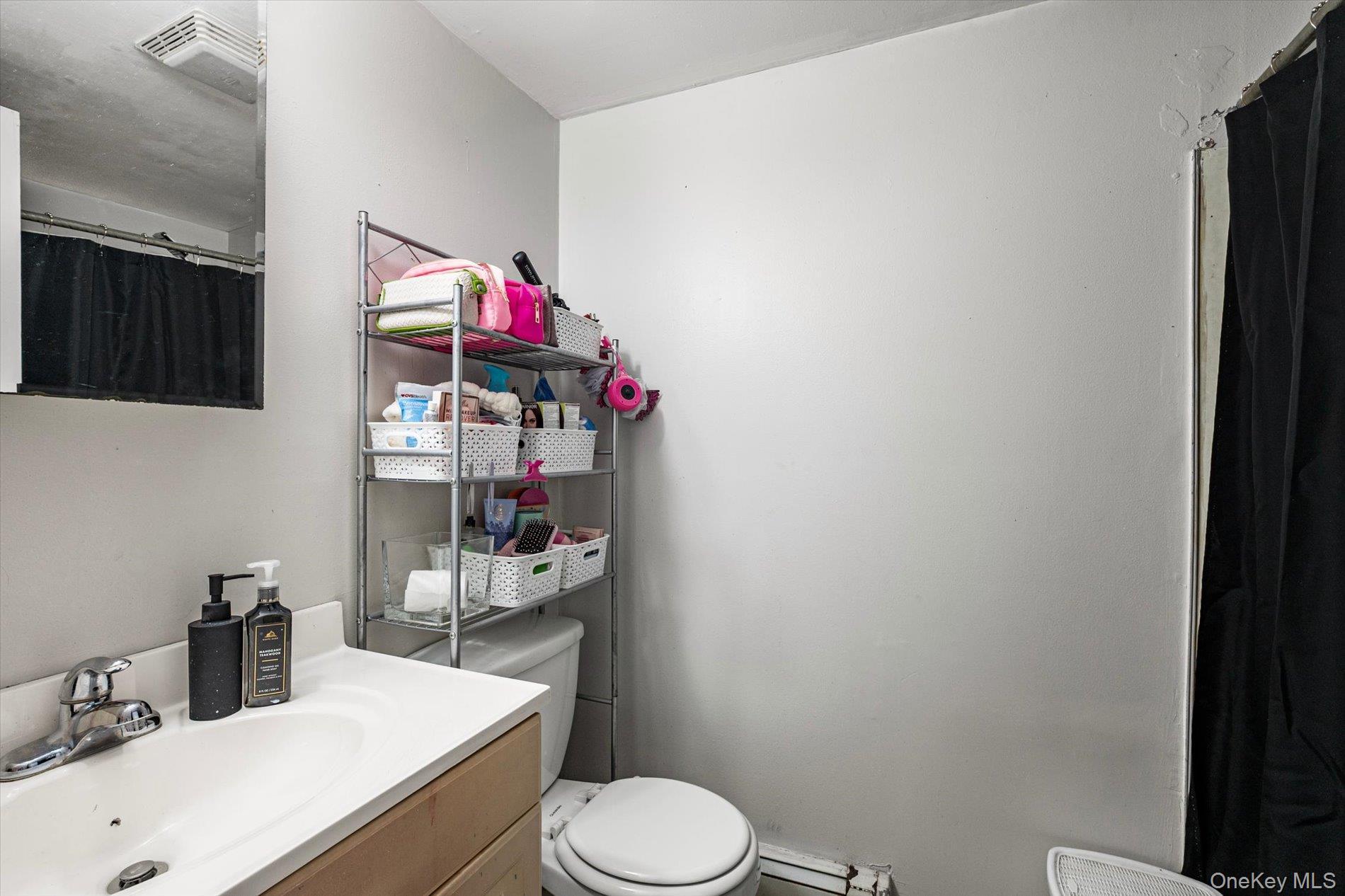 Single Family Old Commack Road  Suffolk County, NY 11754, MLS-1055060-17