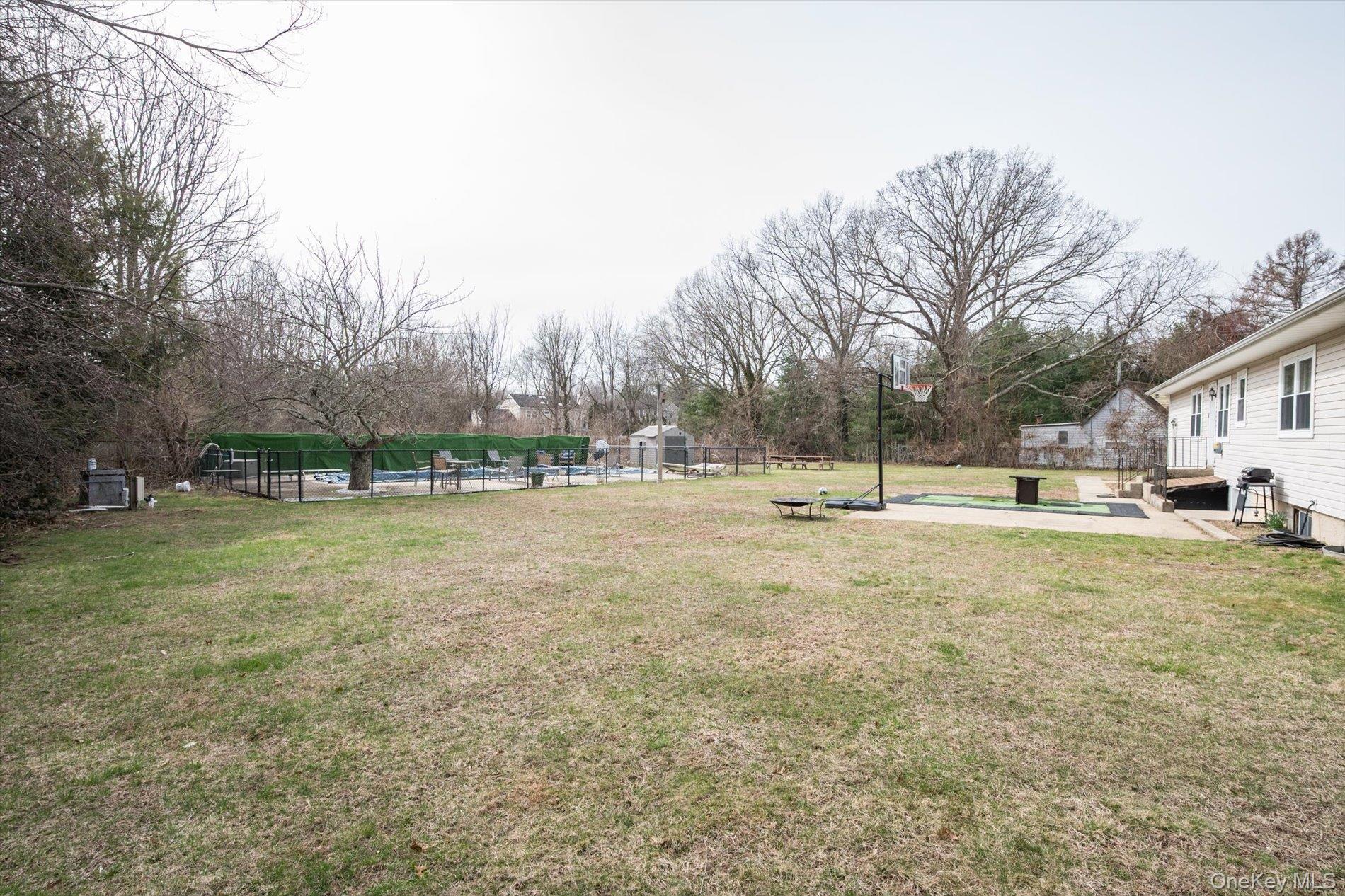 Single Family Old Commack Road  Suffolk County, NY 11754, MLS-1055060-25