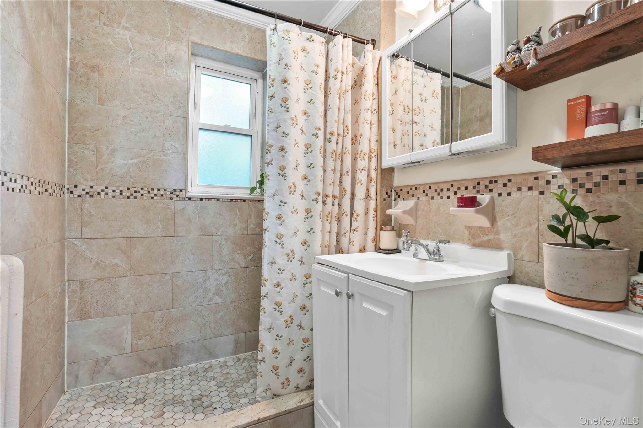 Single Family 24th Street  Queens, NY 11105, MLS-1055065-16