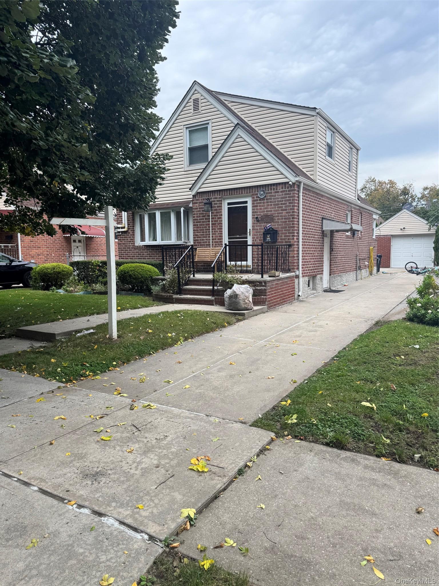 Single Family 250th Street Queens, NY 11426, MLS-1055070-3
