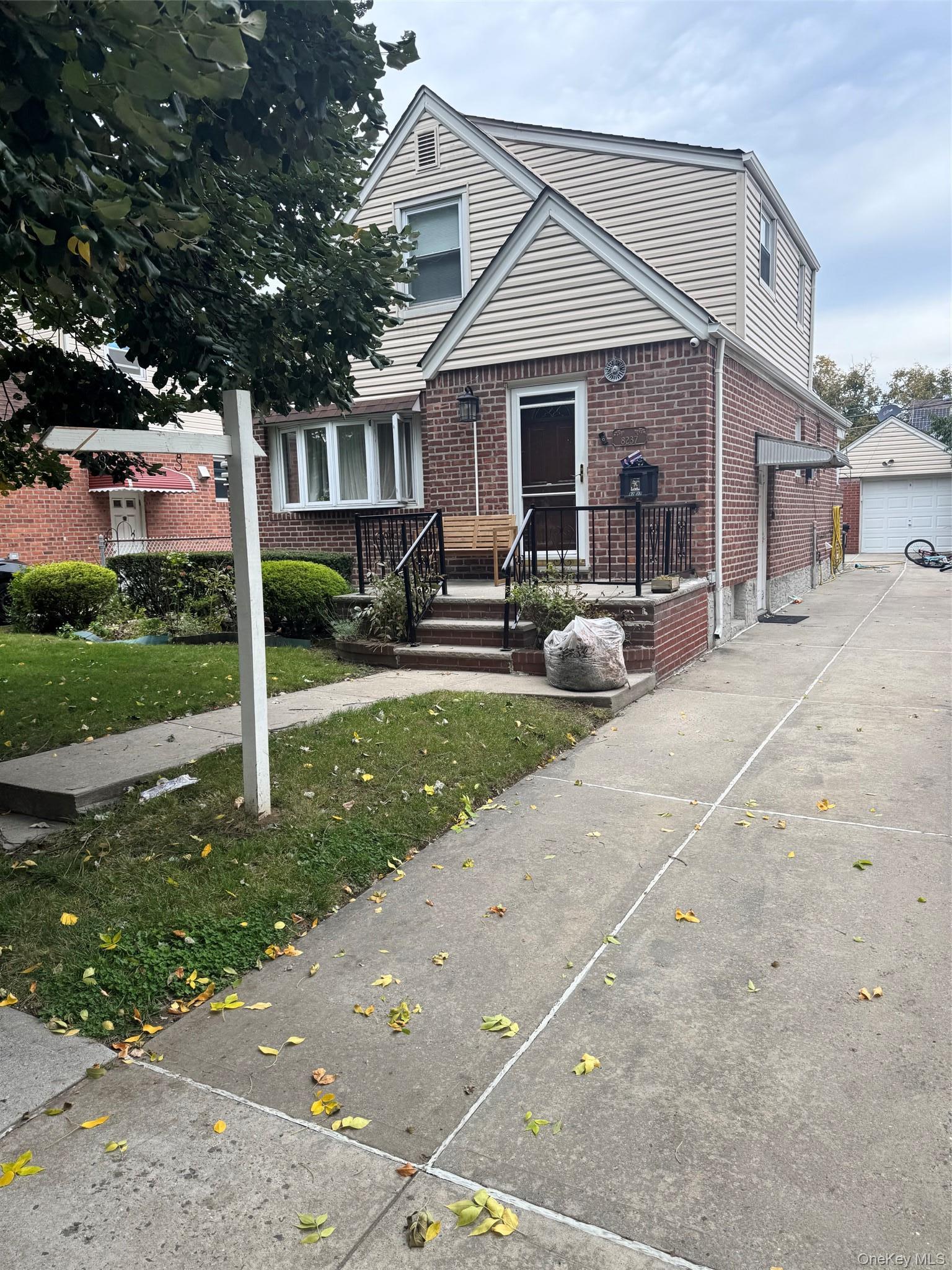 Single Family 250th Street Queens, NY 11426, MLS-1055070-4