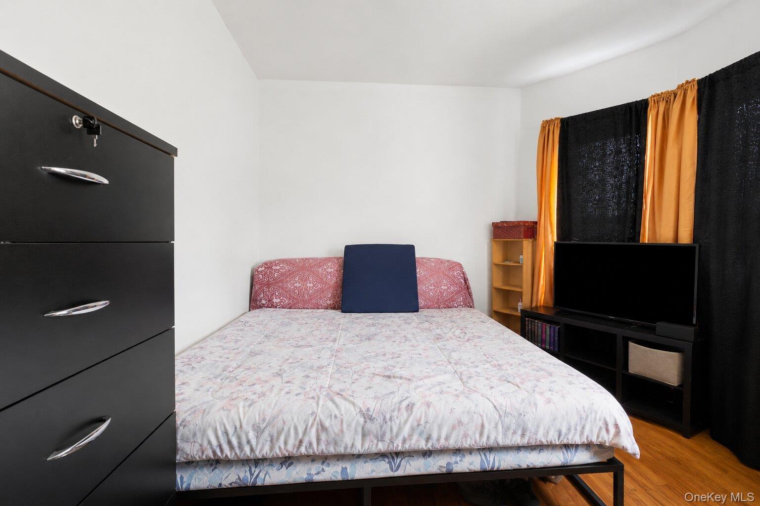 Single Family 79th Street  Queens, NY 11421, MLS-1055074-16
