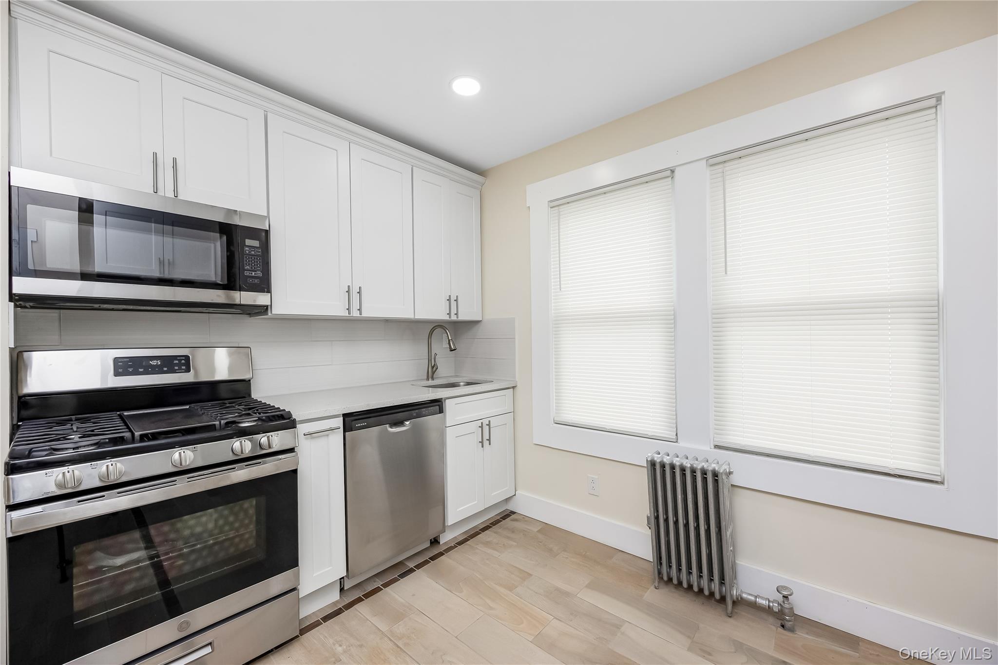 Single Family 129th Street  Queens, NY 11419, MLS-1055078-8