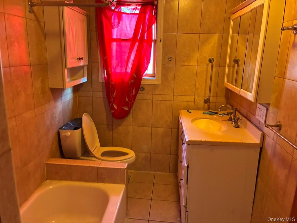 Single Family 91st Avenue Queens, NY 11418, MLS-1055091-7