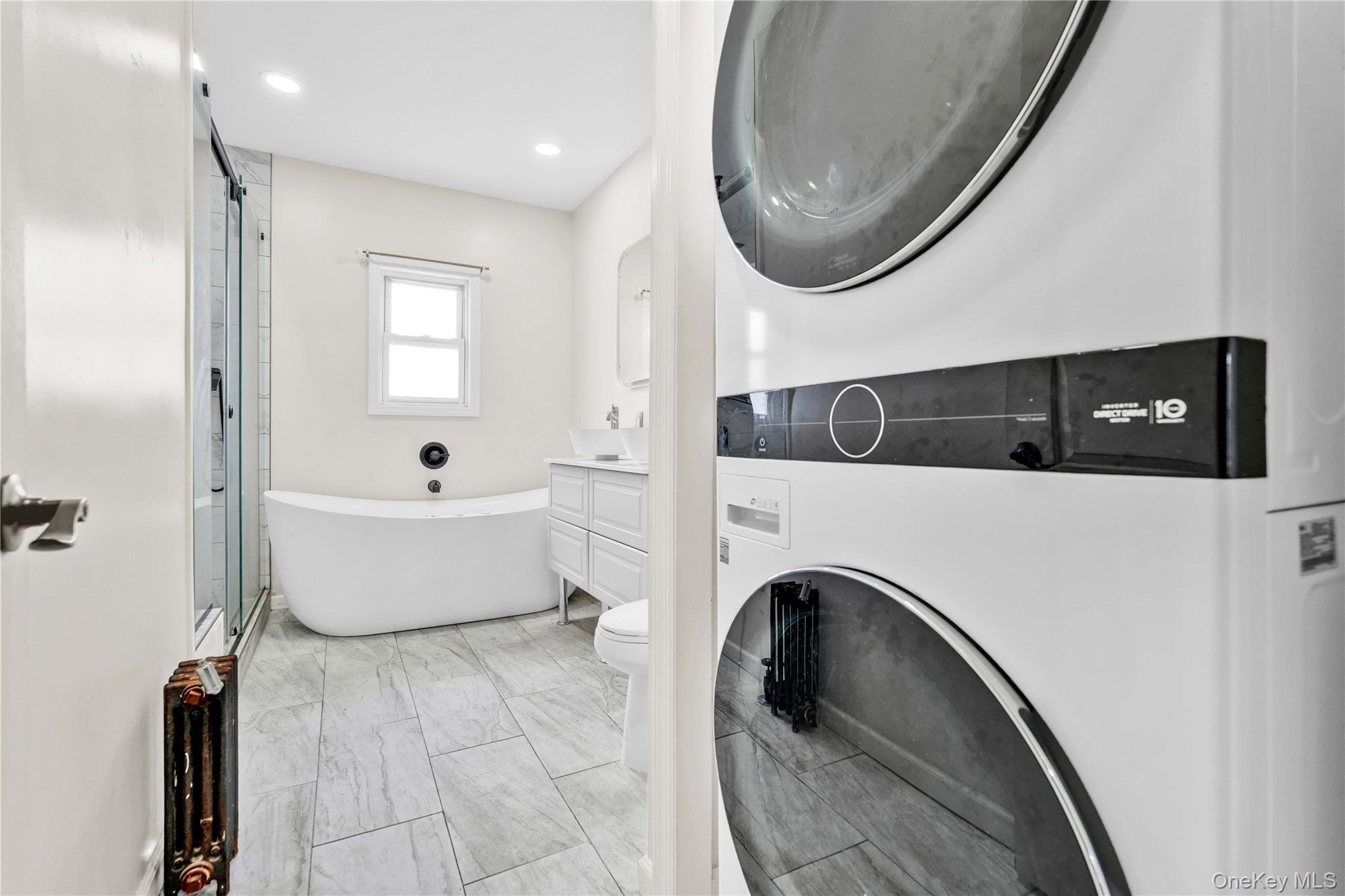 Single Family 179th Street  Queens, NY 11434, MLS-1055094-17