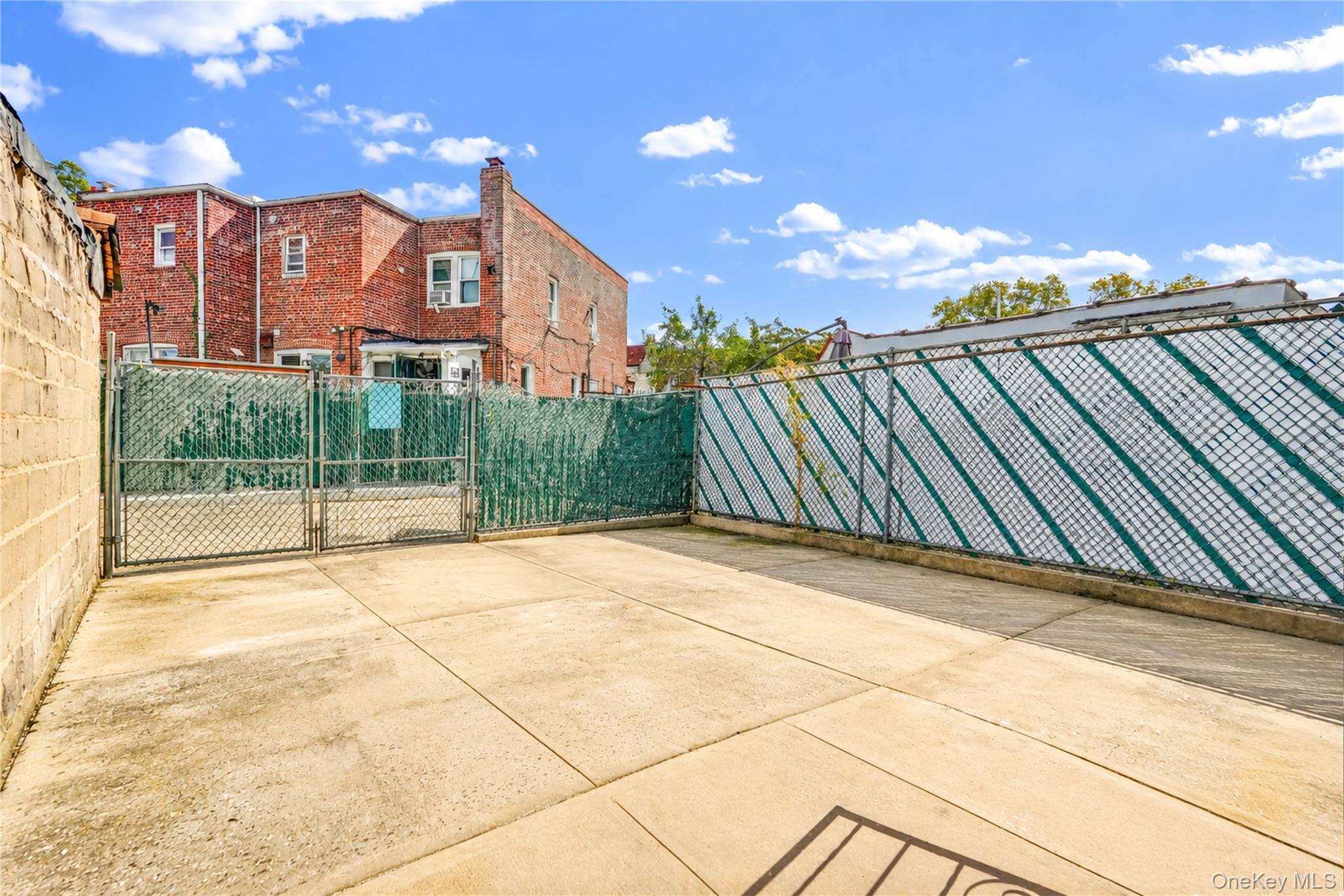 Single Family 179th Street  Queens, NY 11434, MLS-1055094-31