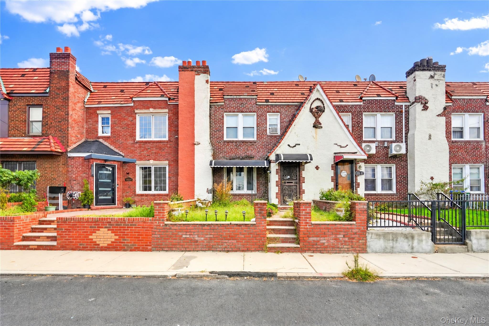 Single Family 179th Street  Queens, NY 11434, MLS-1055094-36