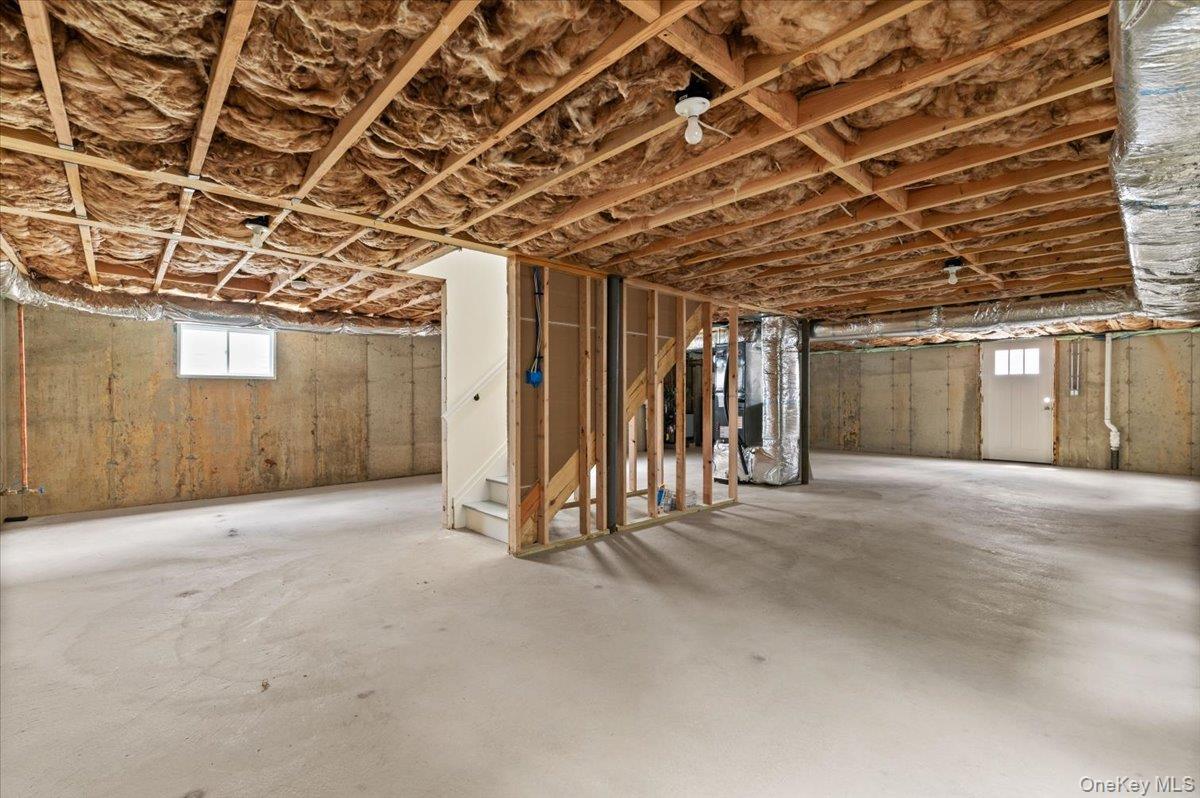 Single Family Willis Avenue  Nassau County, NY 11791, MLS-1055098-42