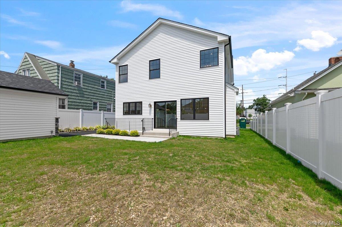 Single Family Willis Avenue  Nassau County, NY 11791, MLS-1055098-45