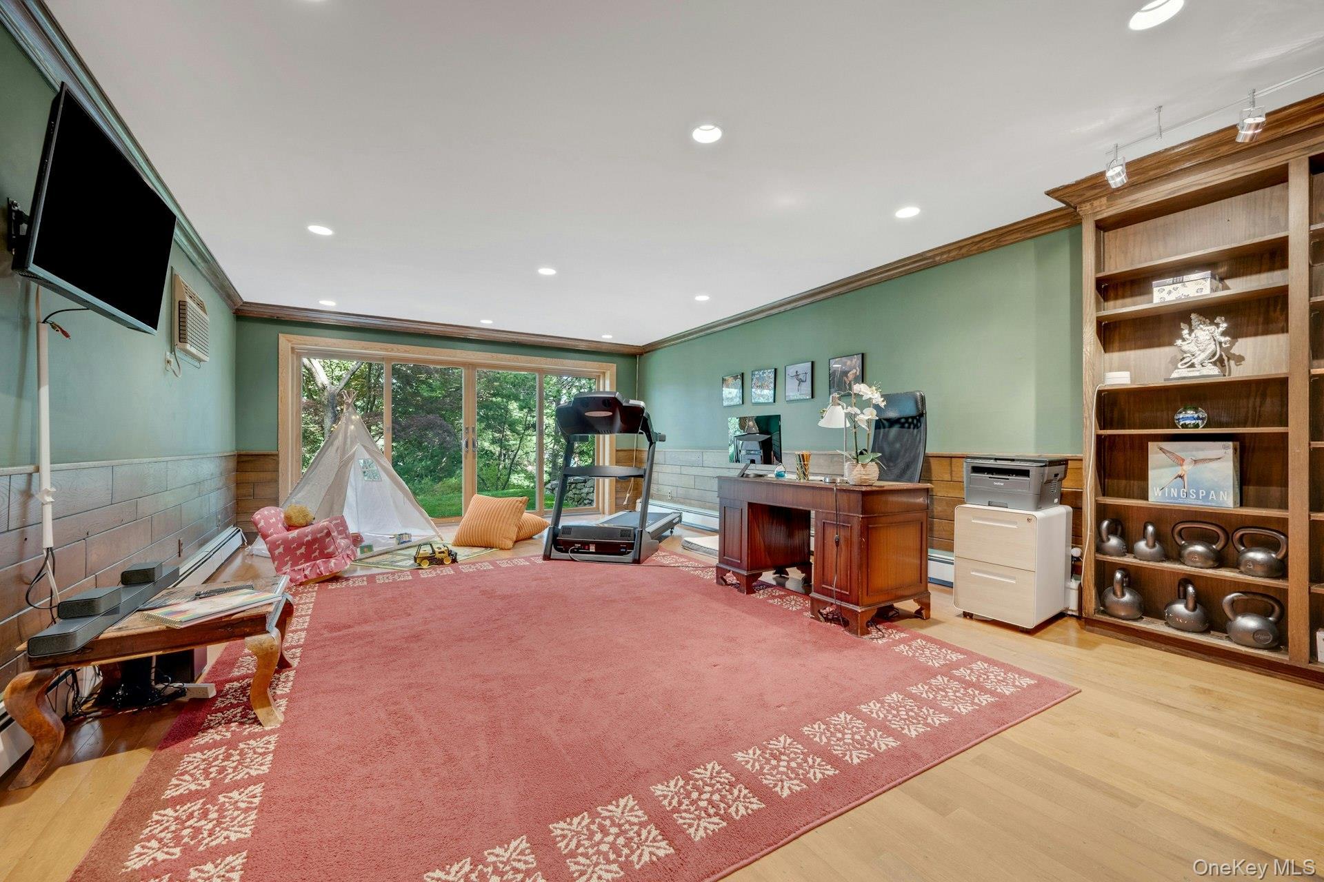 Single Family Leone Close  Westchester County, NY 10583, MLS-1055102-33
