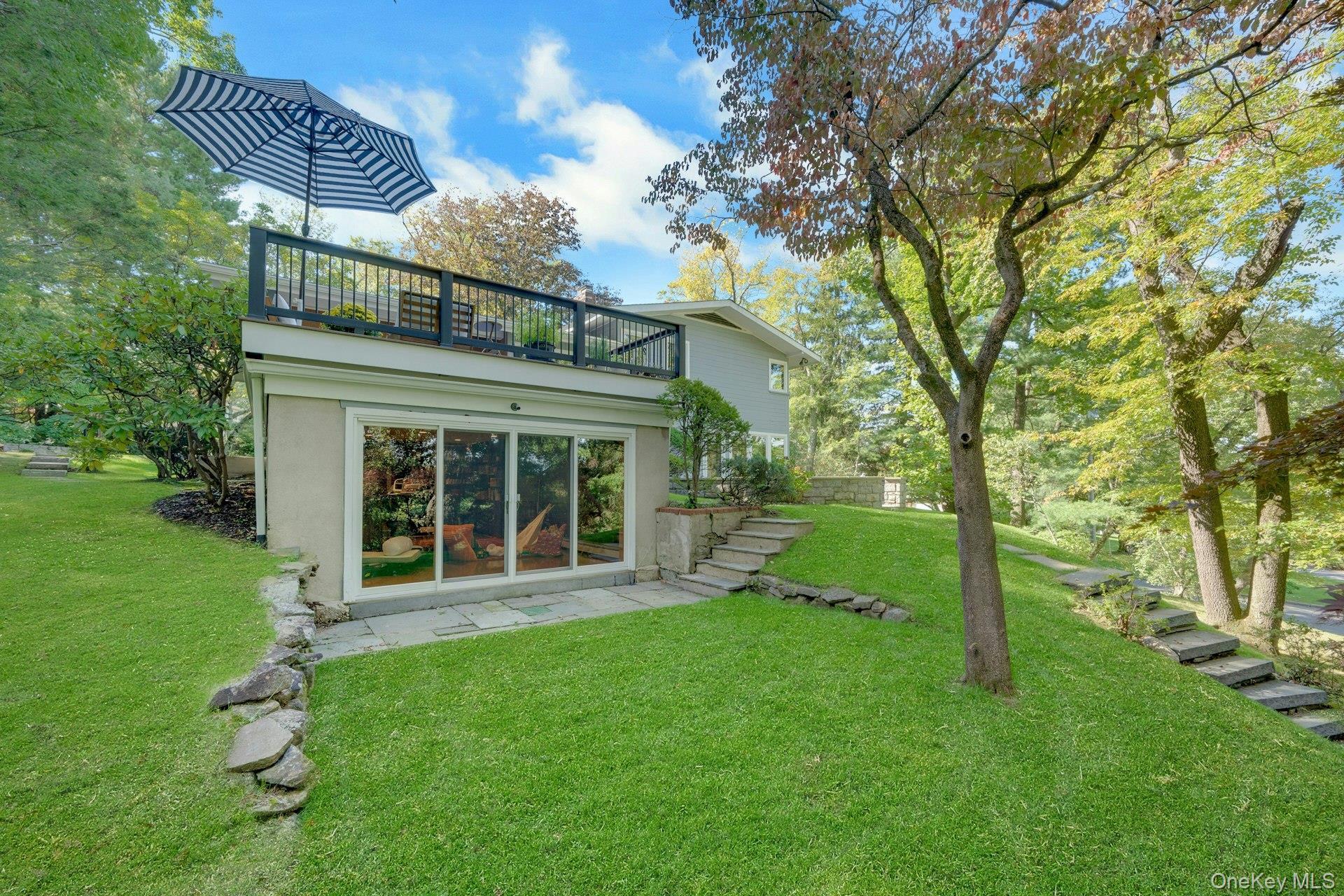 Single Family Leone Close  Westchester County, NY 10583, MLS-1055102-41
