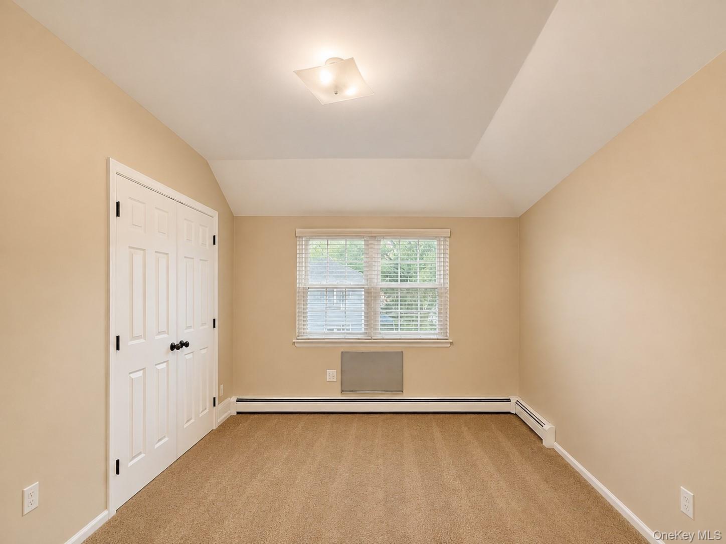 Single Family Demeyer Street Bronx, NY 10469, MLS-1055113-17