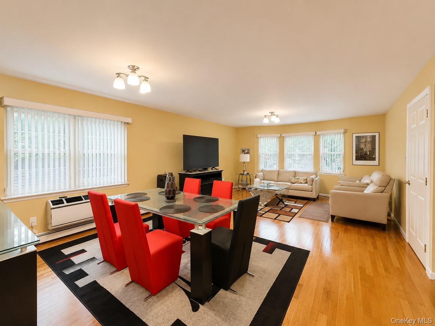 Single Family Demeyer Street Bronx, NY 10469, MLS-1055113-21