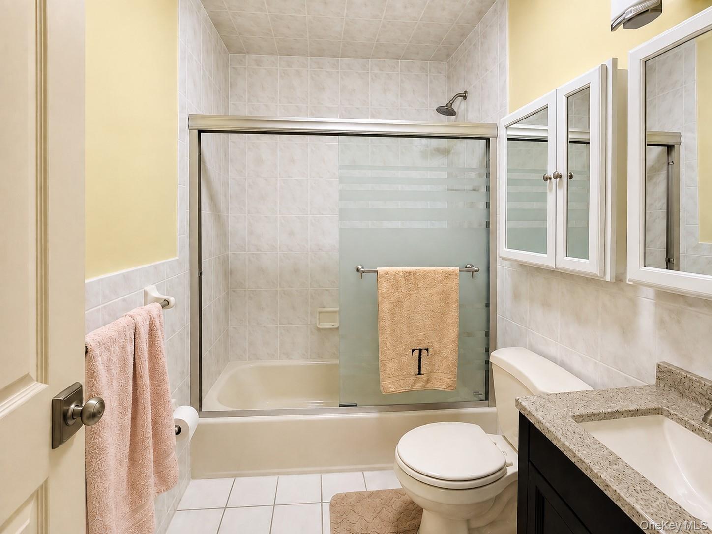 Single Family Demeyer Street Bronx, NY 10469, MLS-1055113-28