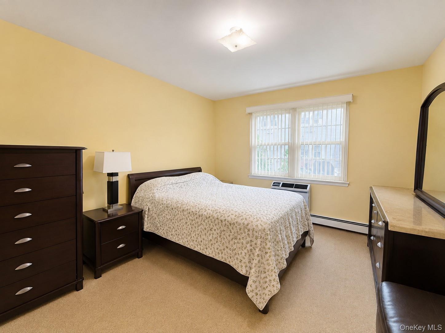 Single Family Demeyer Street Bronx, NY 10469, MLS-1055113-34