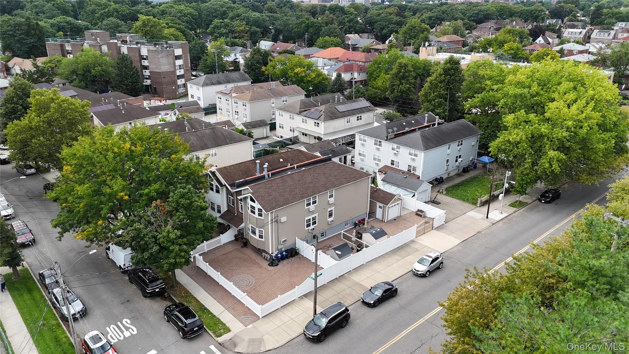 Single Family Demeyer Street Bronx, NY 10469, MLS-1055113-49
