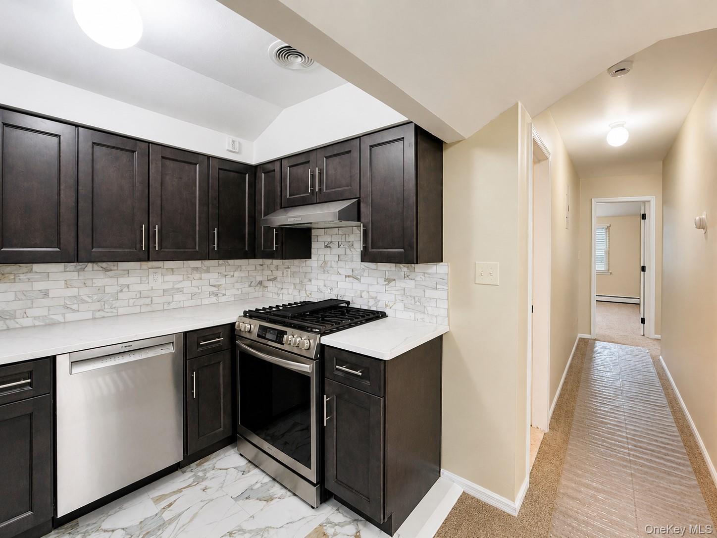Single Family Demeyer Street Bronx, NY 10469, MLS-1055113-5