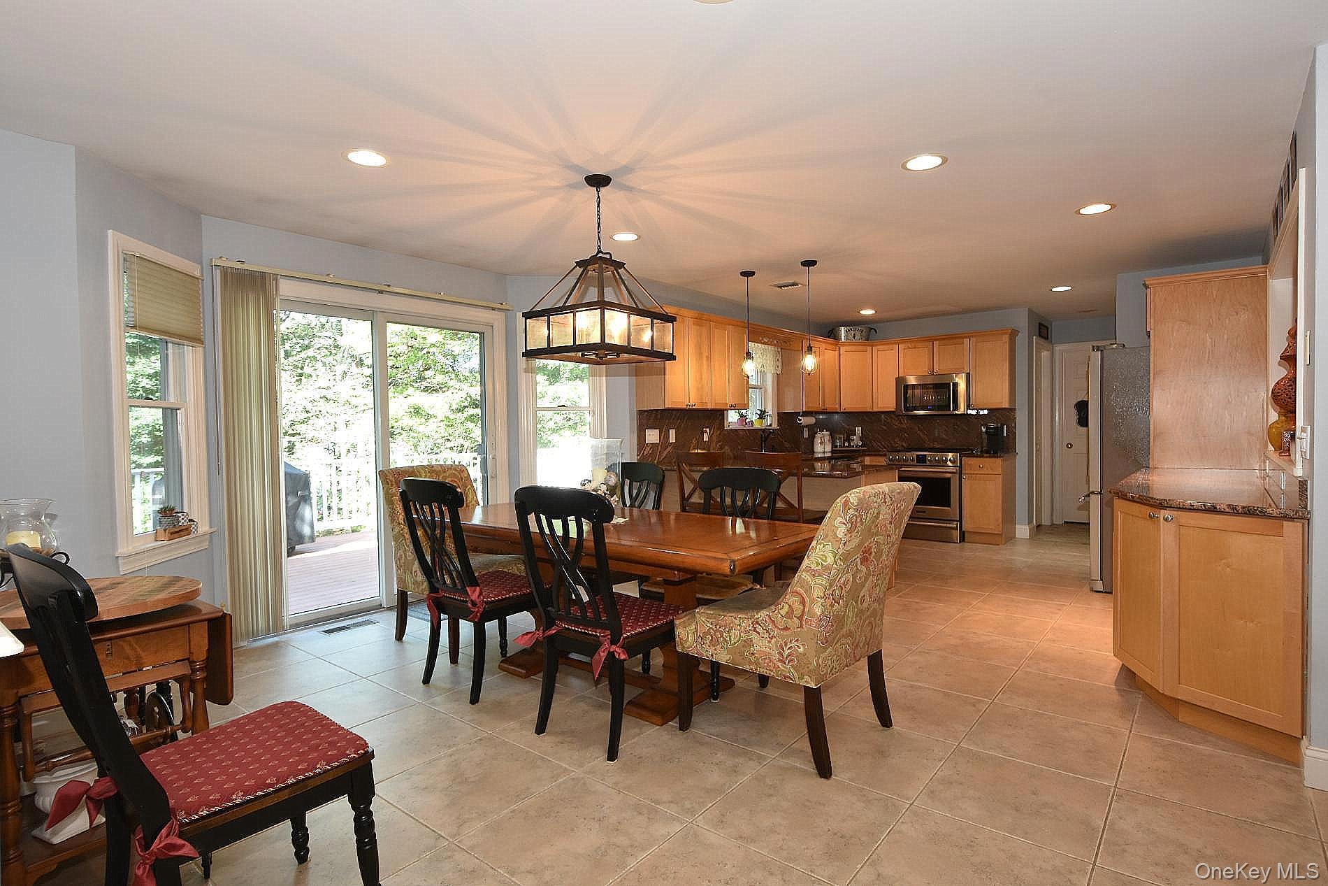 Single Family W Woodland Drive Suffolk County, NY 11792, MLS-1055126-11