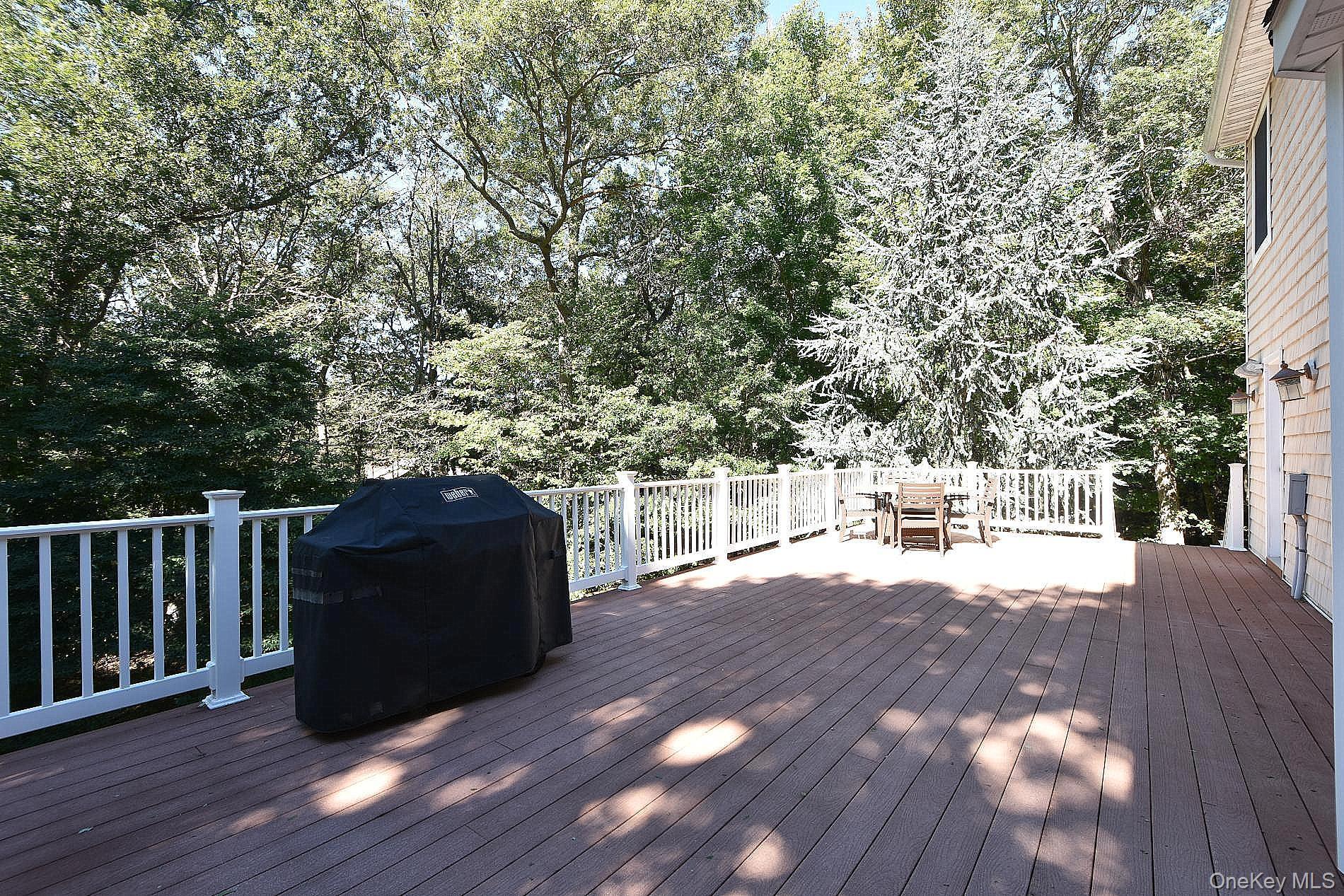 Single Family W Woodland Drive Suffolk County, NY 11792, MLS-1055126-14
