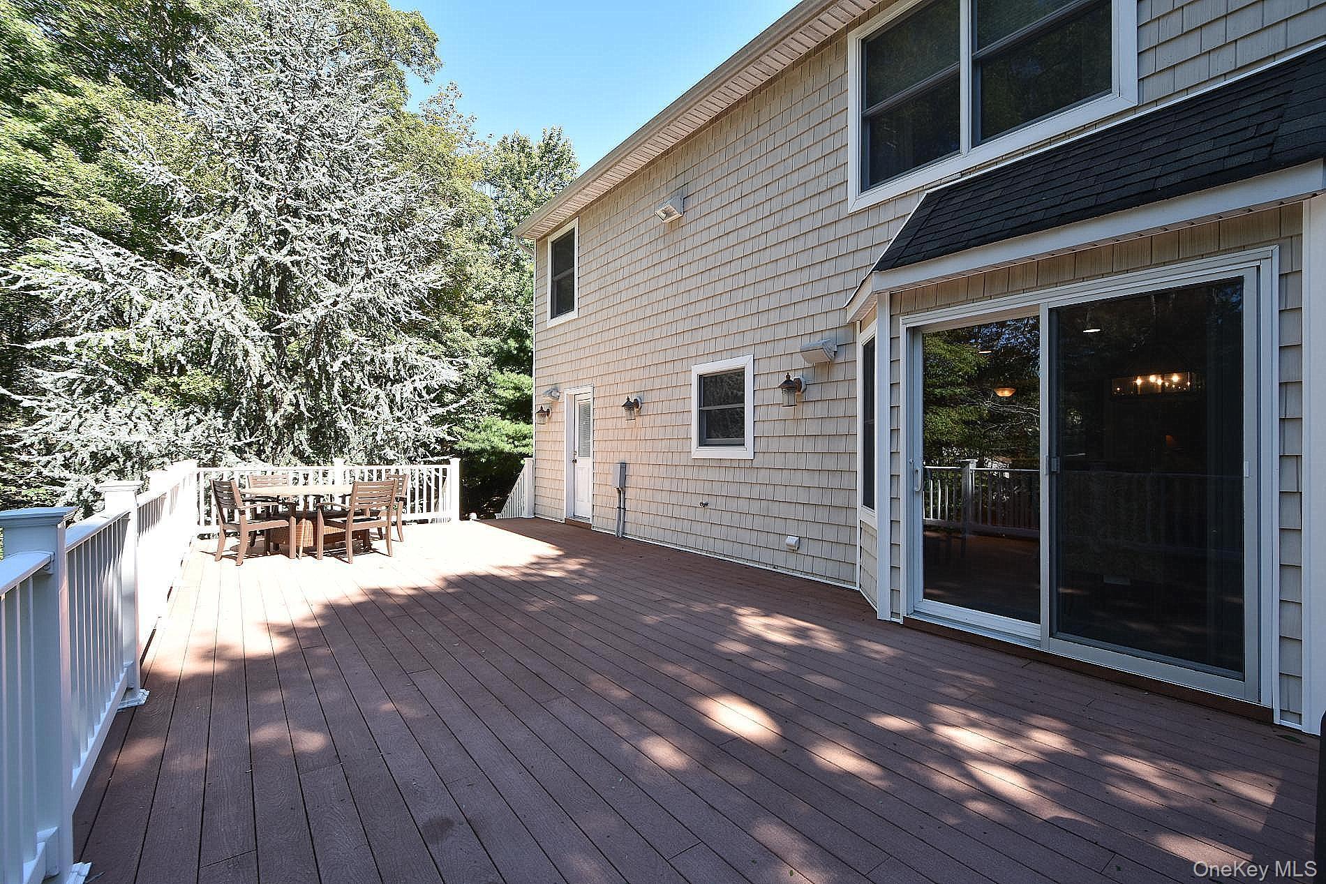 Single Family W Woodland Drive Suffolk County, NY 11792, MLS-1055126-15