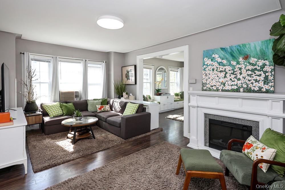 Single Family 197th Street Queens, NY 11423, MLS-1055128-7