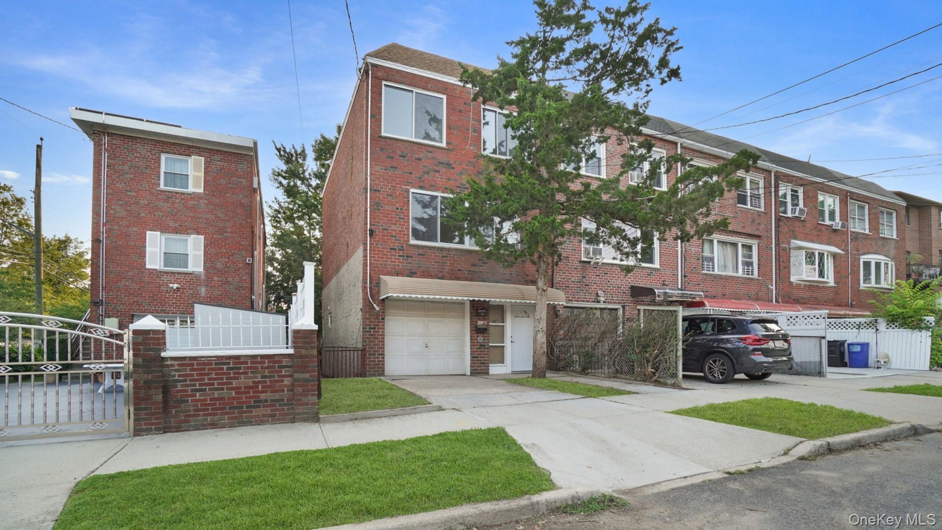 Single Family Quincy Avenue Bronx, NY 10465, MLS-1055129-21