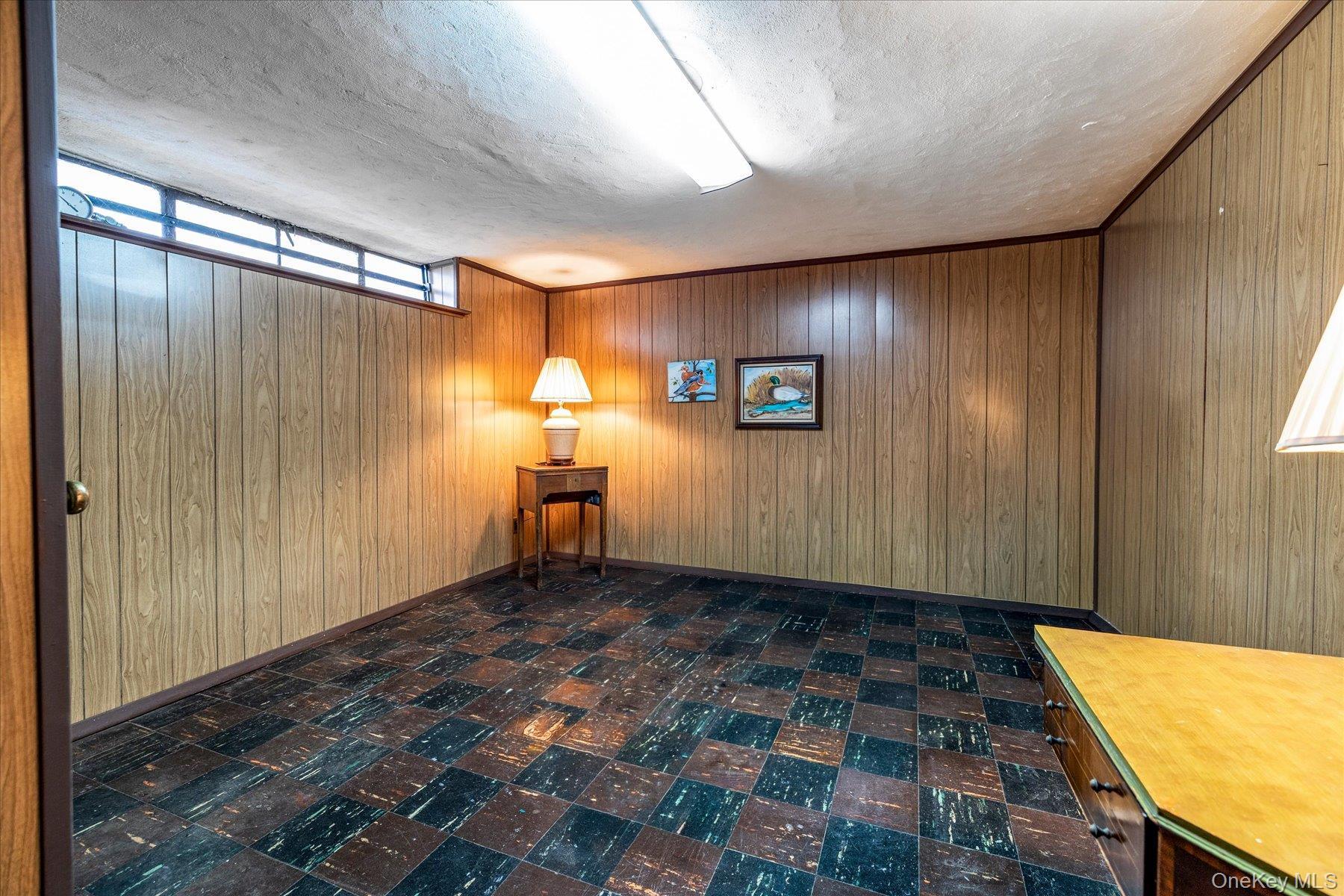 Single Family 77th Avenue  Queens, NY 11367, MLS-1055136-18