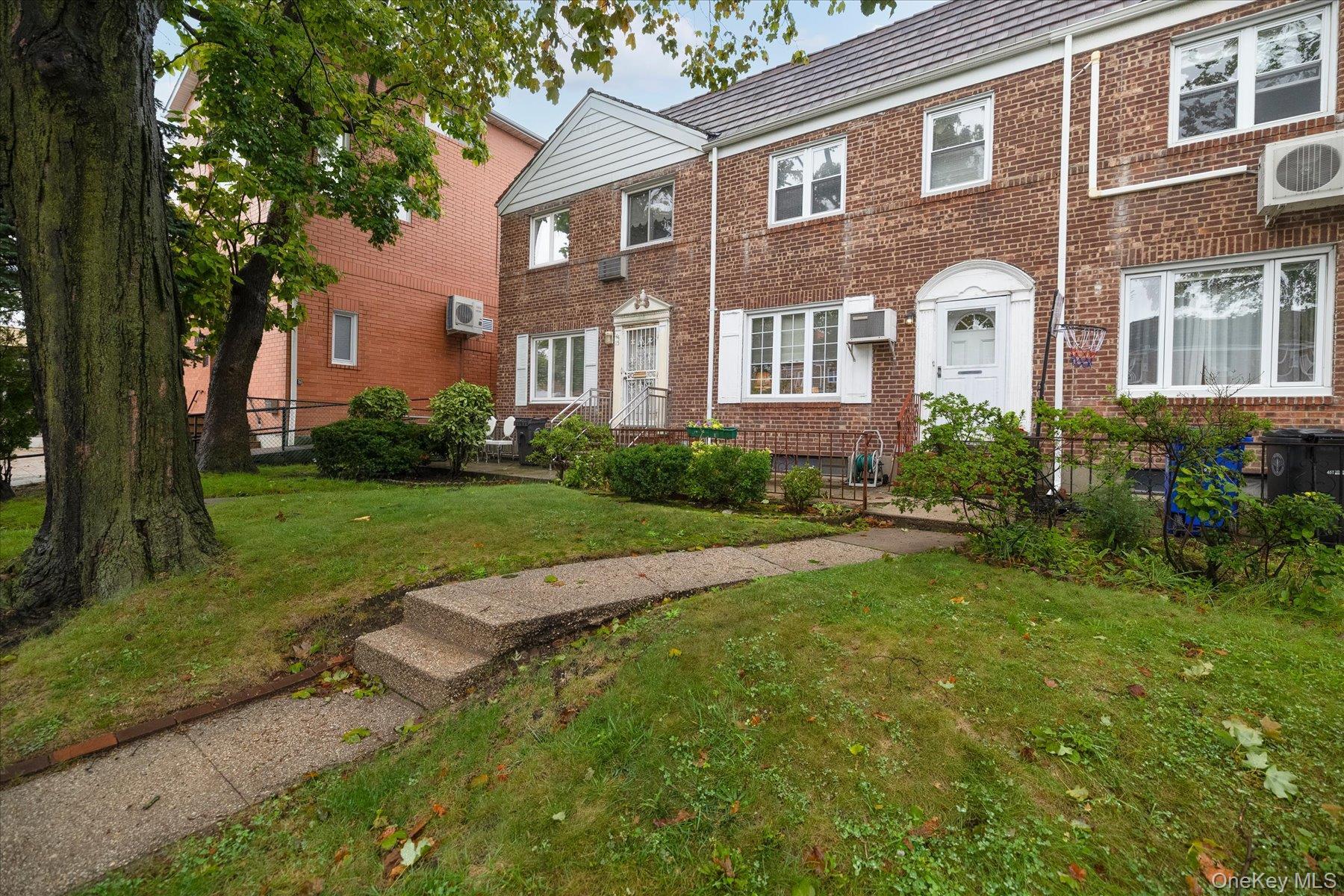 Single Family 77th Avenue  Queens, NY 11367, MLS-1055136-2