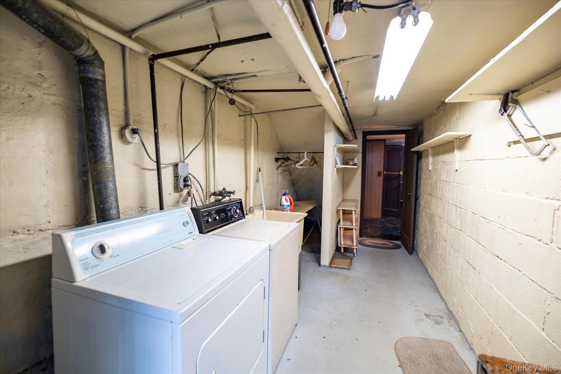 Single Family 77th Avenue  Queens, NY 11367, MLS-1055136-20