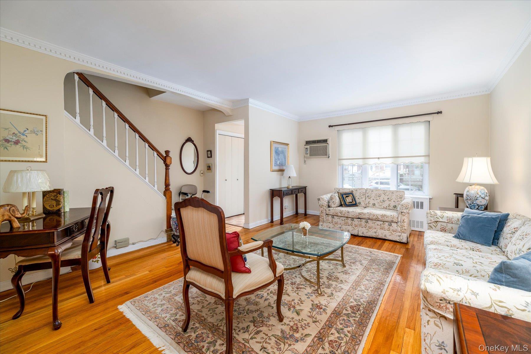 Single Family 77th Avenue  Queens, NY 11367, MLS-1055136-6