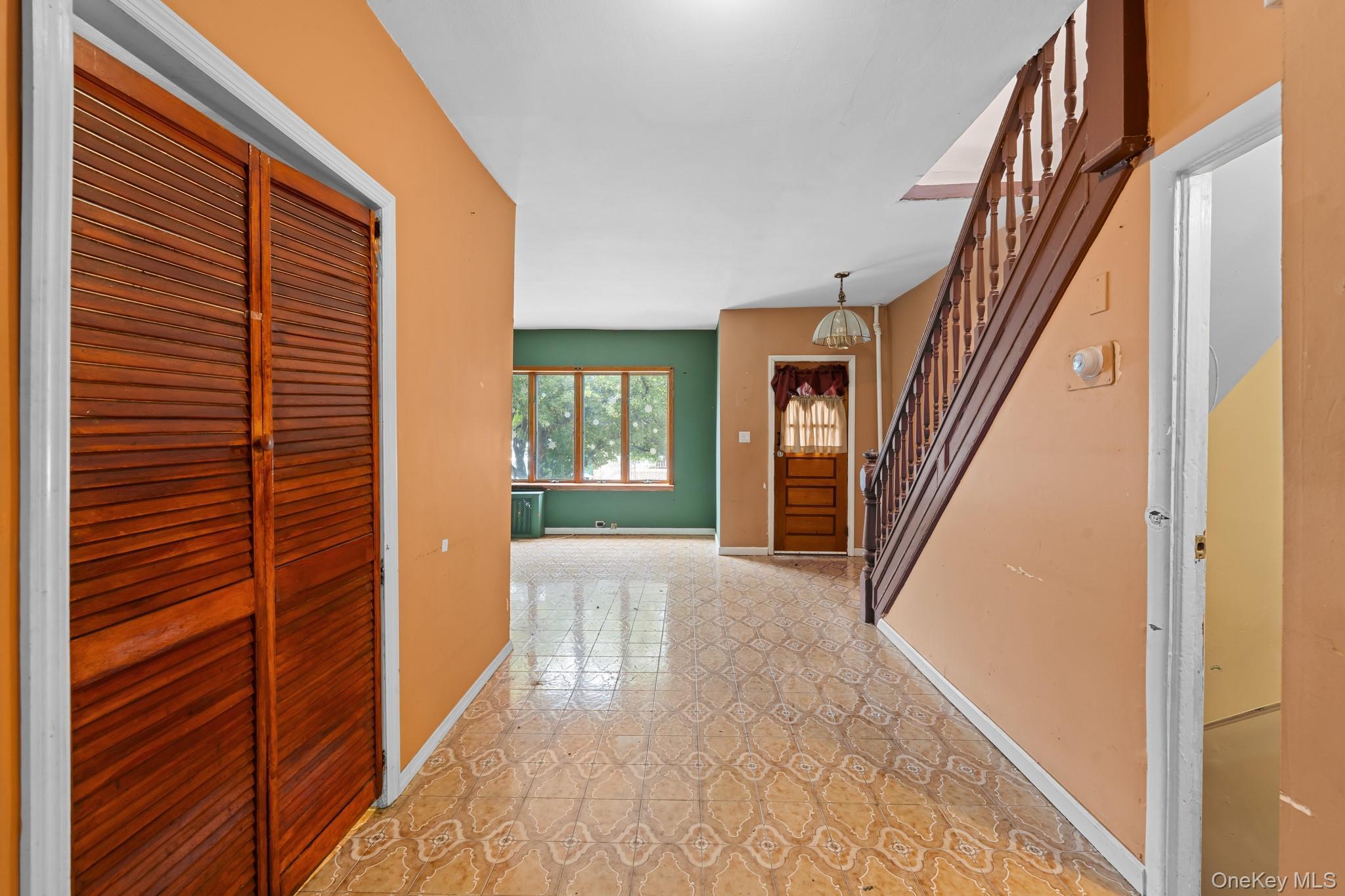 Single Family E 48th Street Brooklyn, NY 11234, MLS-1055137-4
