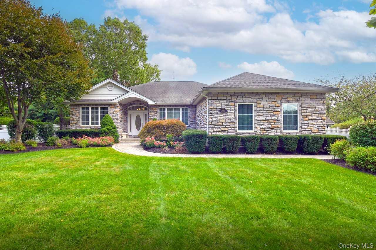 Single Family Pine Acre Boulevard  Suffolk County, NY 11746, MLS-1055168-2
