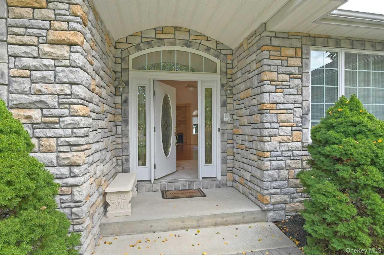 Single Family Pine Acre Boulevard  Suffolk County, NY 11746, MLS-1055168-4