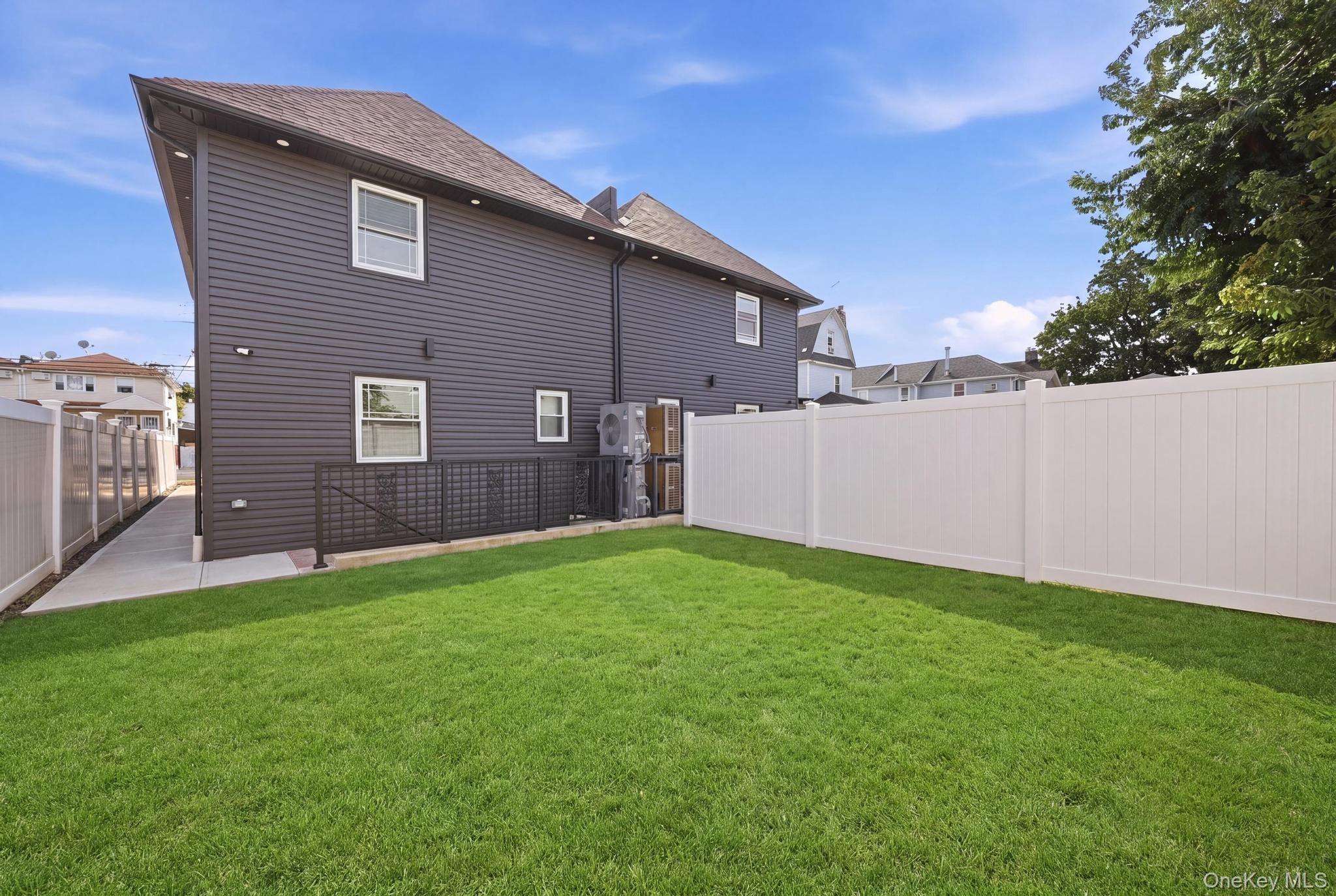 Single Family 135 Street Queens, NY 11420, MLS-1055173-38