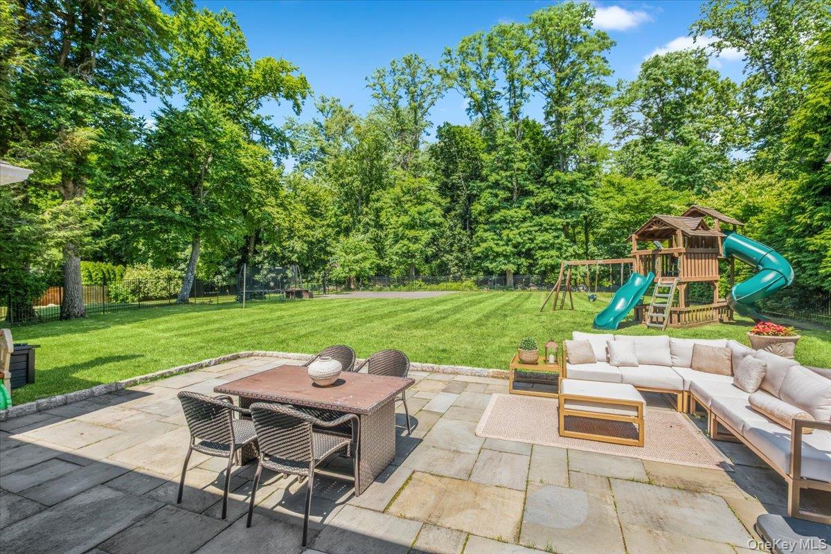 Single Family Wykagyl Terrace  Westchester County, NY 10804, MLS-1055177-22