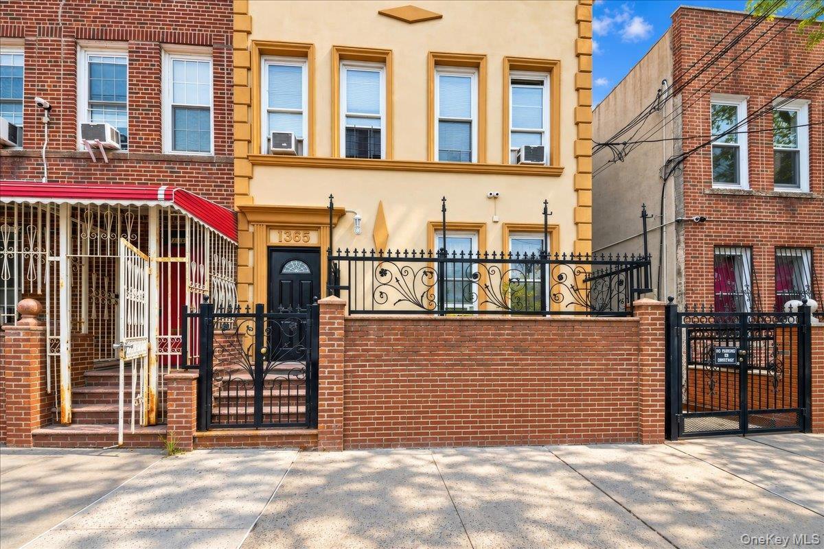 Single Family Bronx River Avenue Bronx, NY 10472, MLS-1055189-3