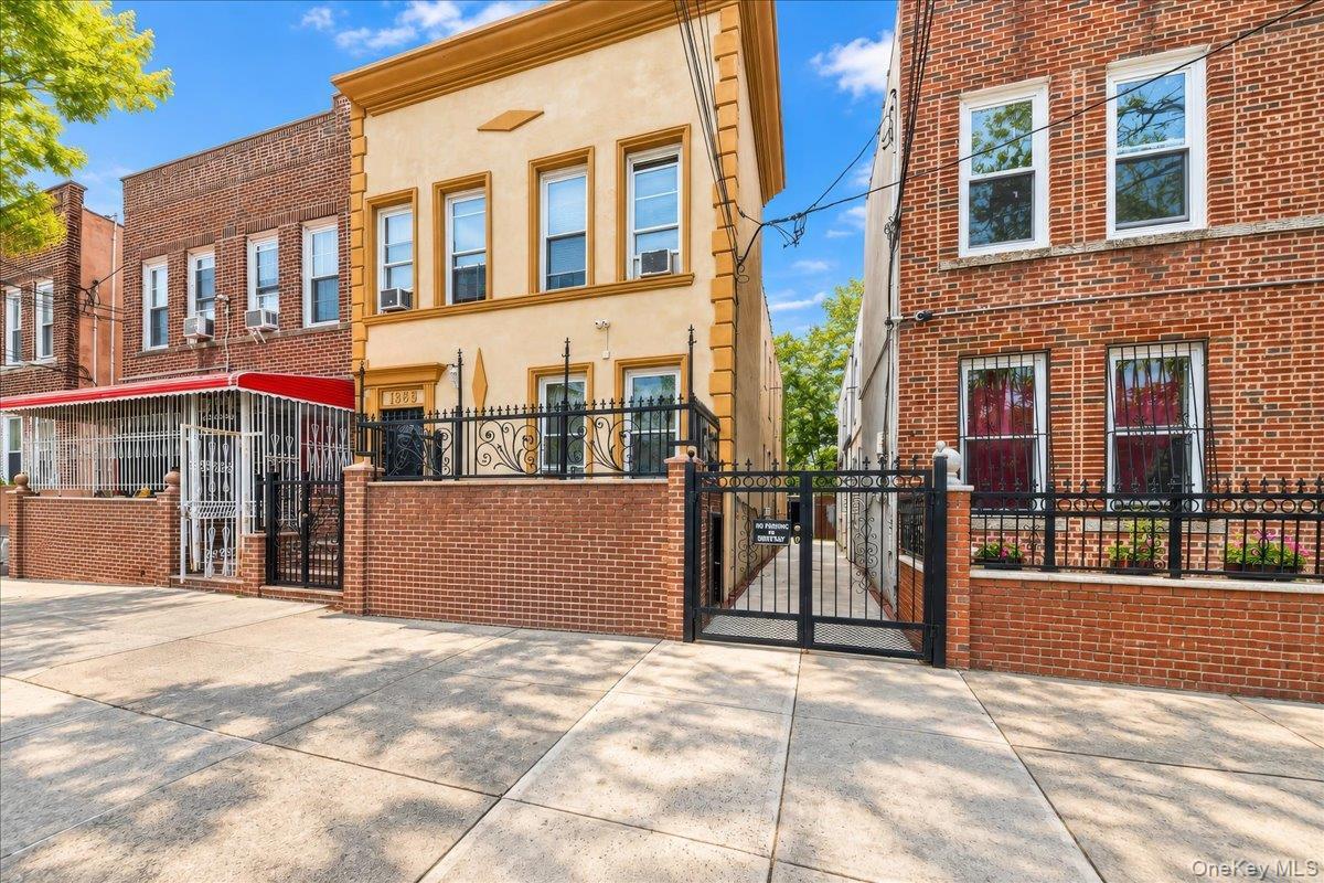 Single Family Bronx River Avenue Bronx, NY 10472, MLS-1055189-4