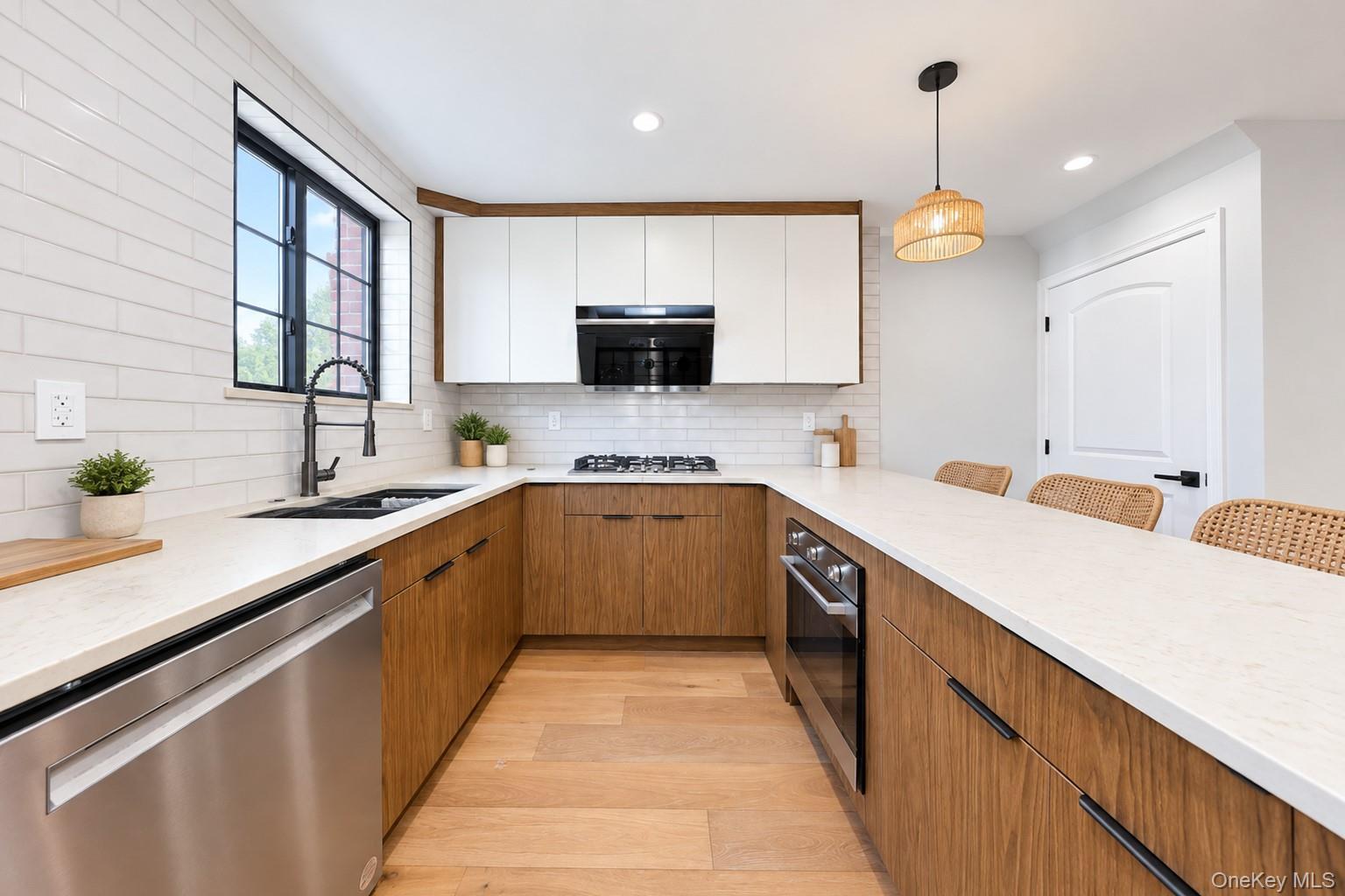 Single Family Shore Parkway Brooklyn, NY 11228, MLS-1055193-8