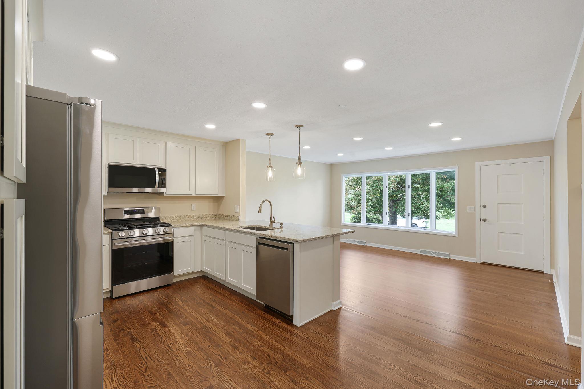 Single Family Wawayanda Avenue  Orange County, NY 10940, MLS-1055220-12