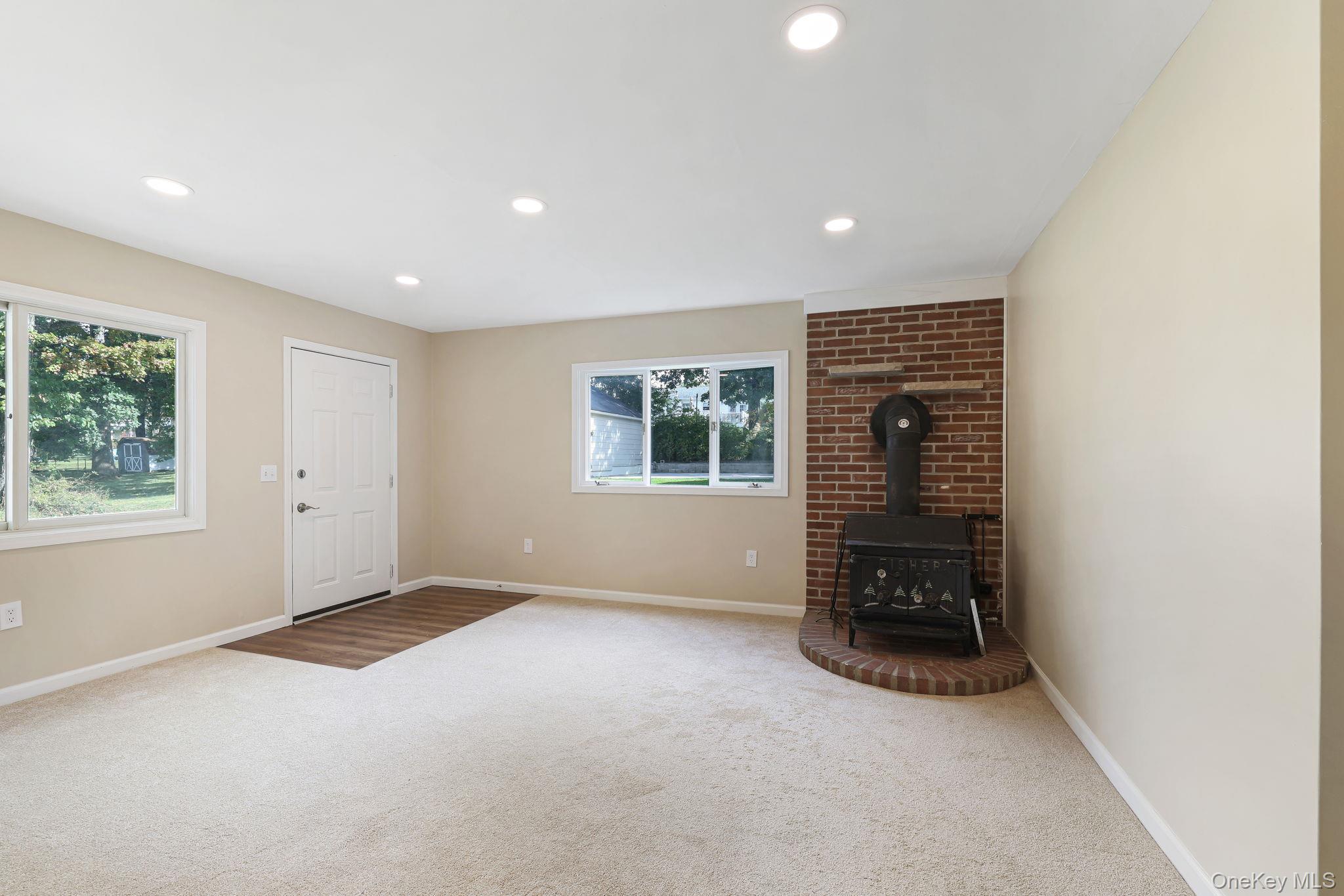 Single Family Wawayanda Avenue  Orange County, NY 10940, MLS-1055220-16