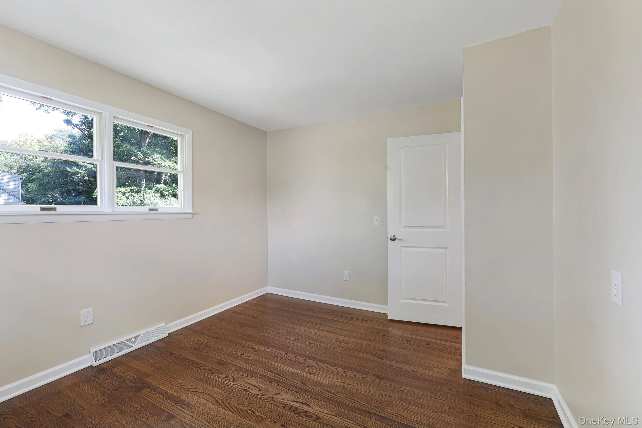 Single Family Wawayanda Avenue  Orange County, NY 10940, MLS-1055220-24
