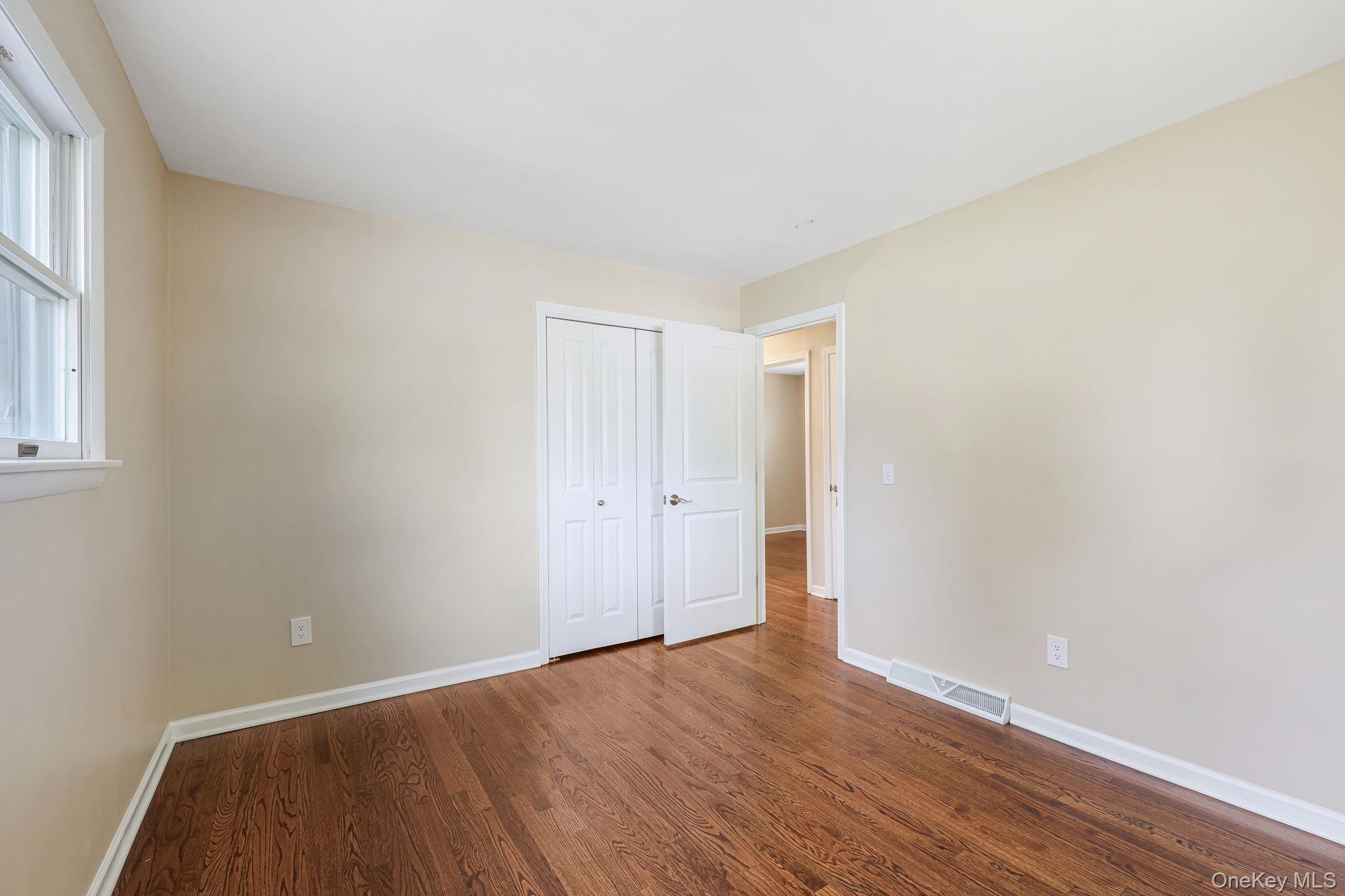 Single Family Wawayanda Avenue  Orange County, NY 10940, MLS-1055220-26