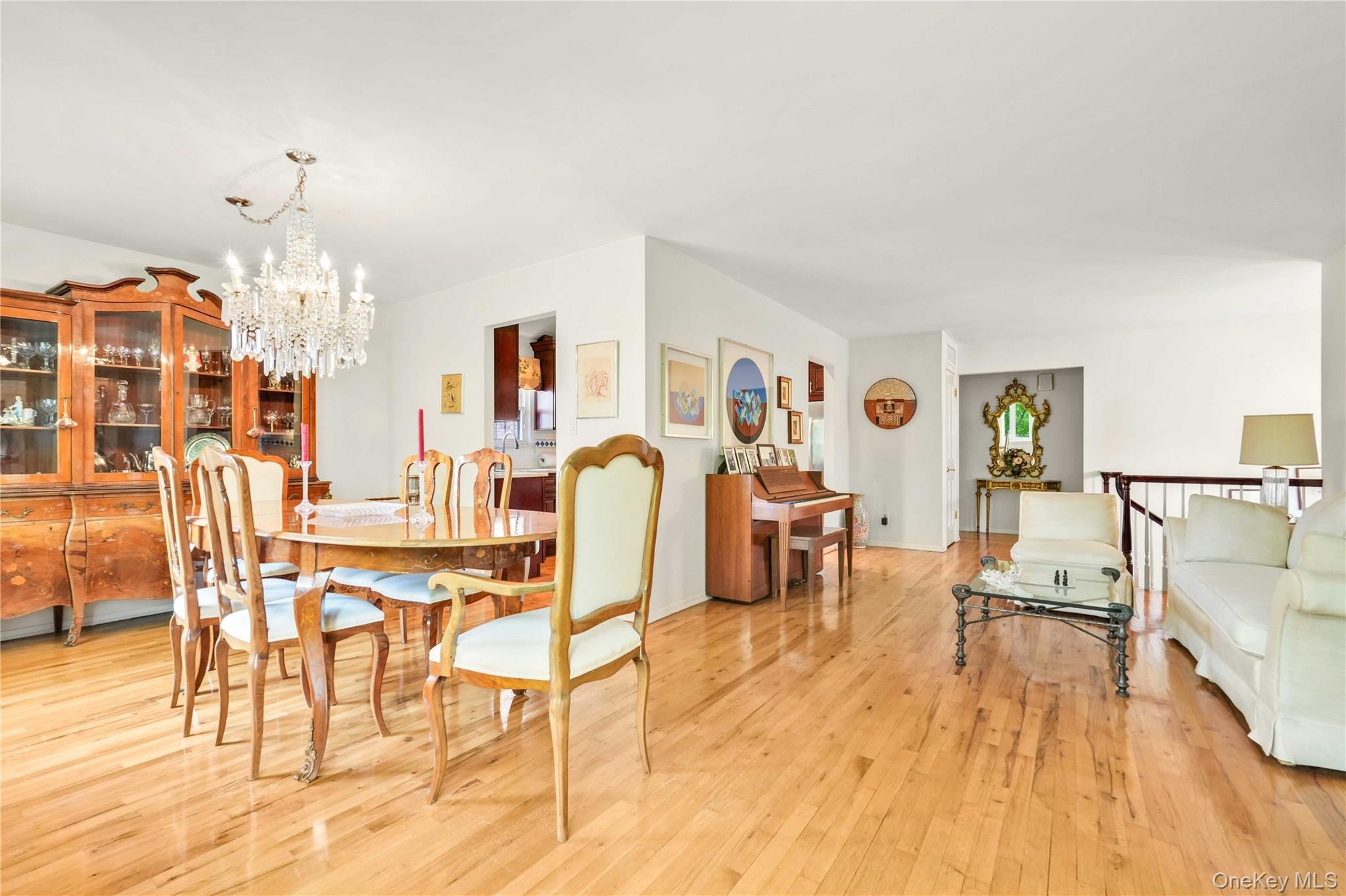 Single Family 11th Avenue  Queens, NY 11357, MLS-1055235-15