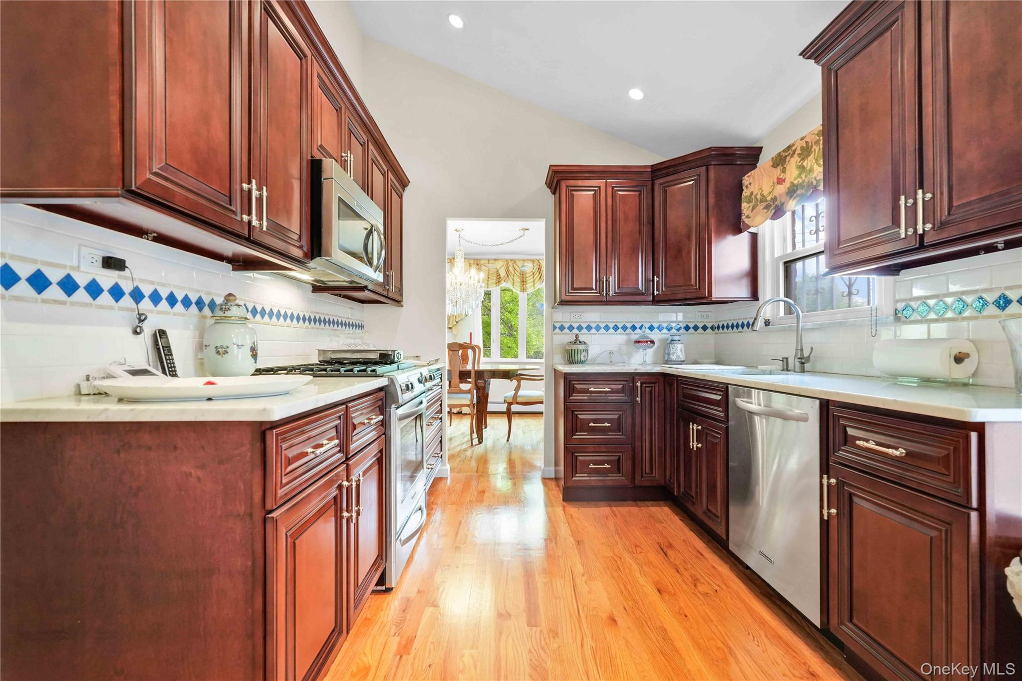 Single Family 11th Avenue  Queens, NY 11357, MLS-1055235-18