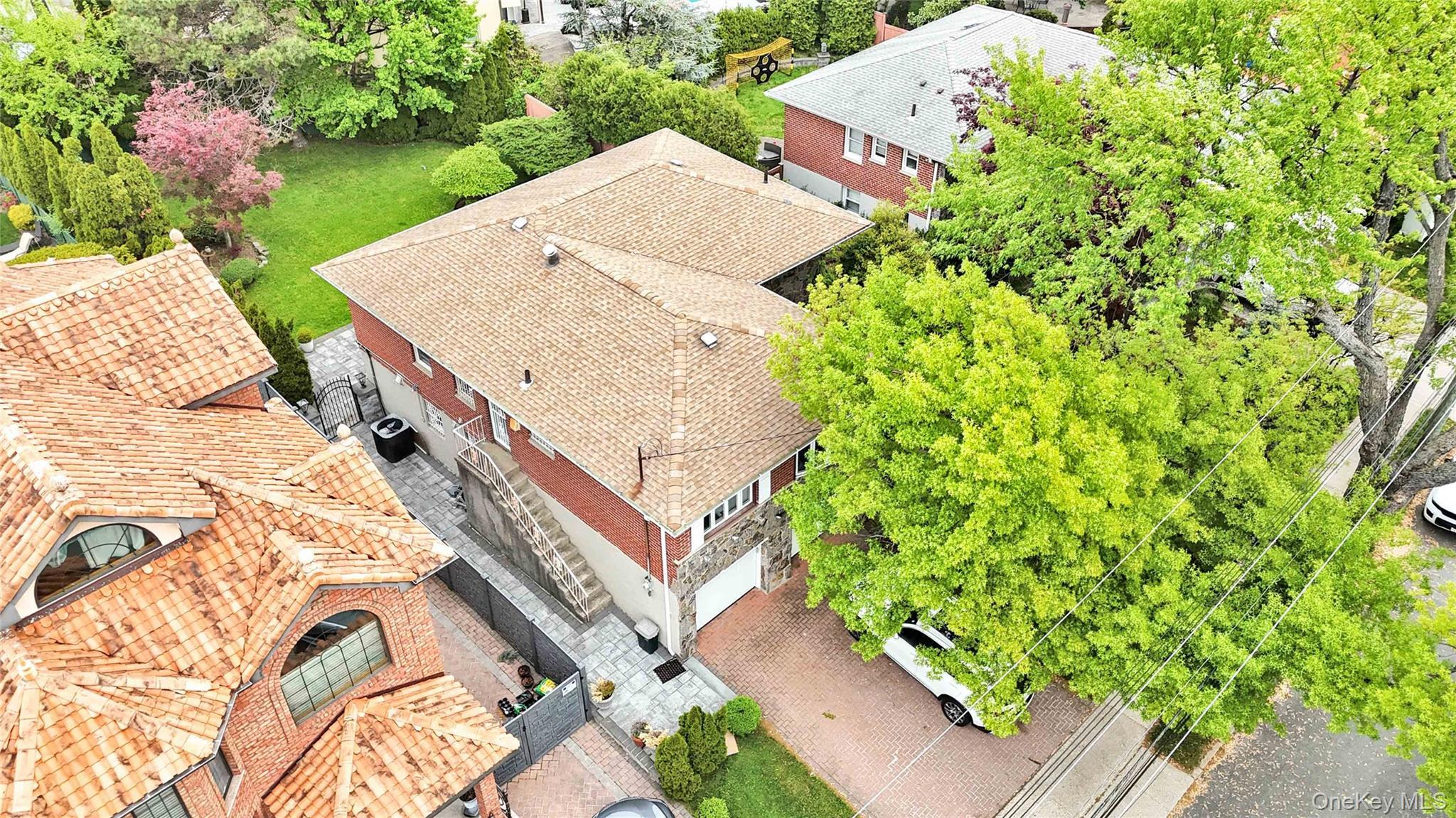 Single Family 11th Avenue  Queens, NY 11357, MLS-1055235-5