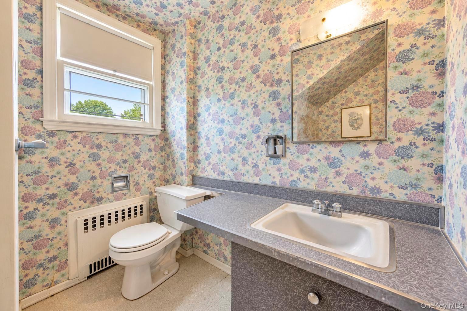 Single Family E Shore Road  Nassau County, NY 11024, MLS-1055240-22
