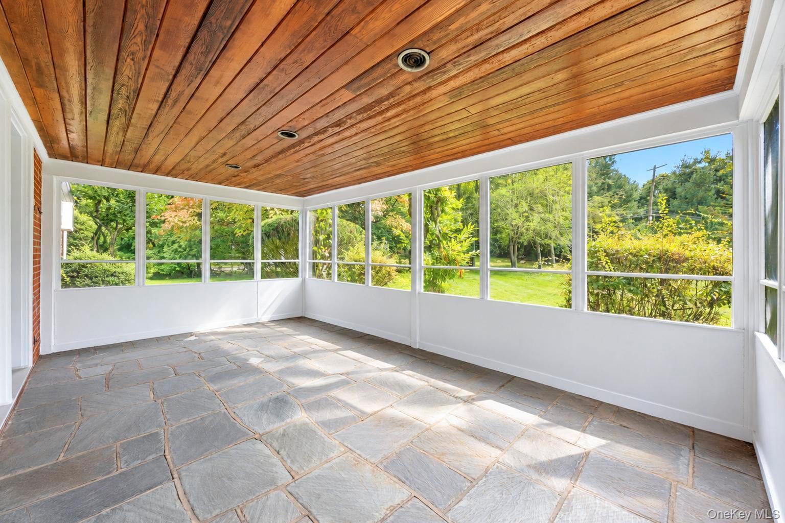 Single Family E Shore Road  Nassau County, NY 11024, MLS-1055240-9